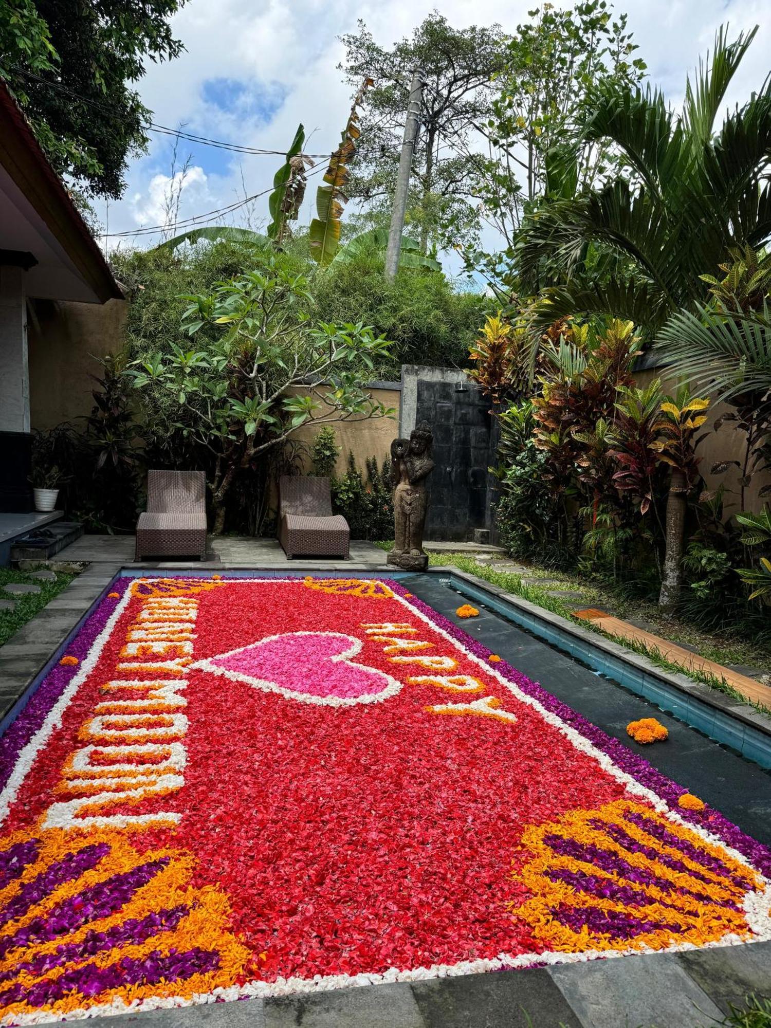 Ubud Suarga Private Pool Villa Zewnętrze zdjęcie