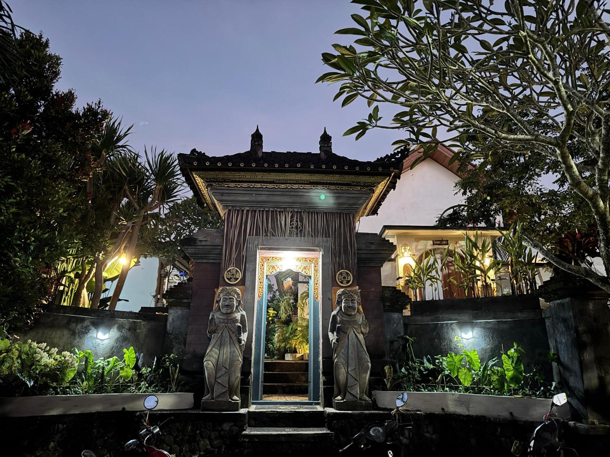 Ubud Suarga Private Pool Villa Zewnętrze zdjęcie